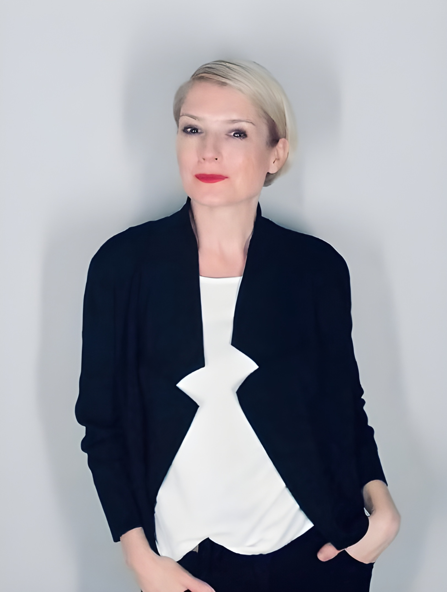 Caroline V. Rudzinska